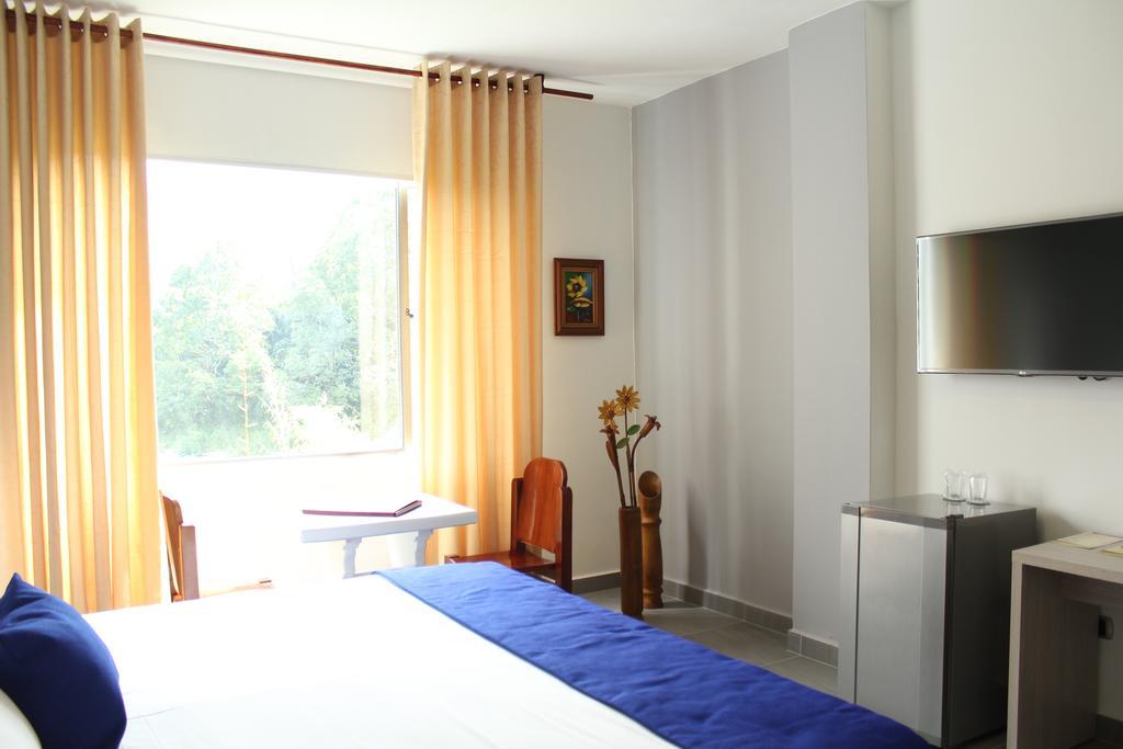 Hotel Ventura Loma Mesa de Ruitoque المظهر الخارجي الصورة
